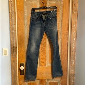 Lucky Brand Blue Straight Leg Jeans with Vintage Appeal